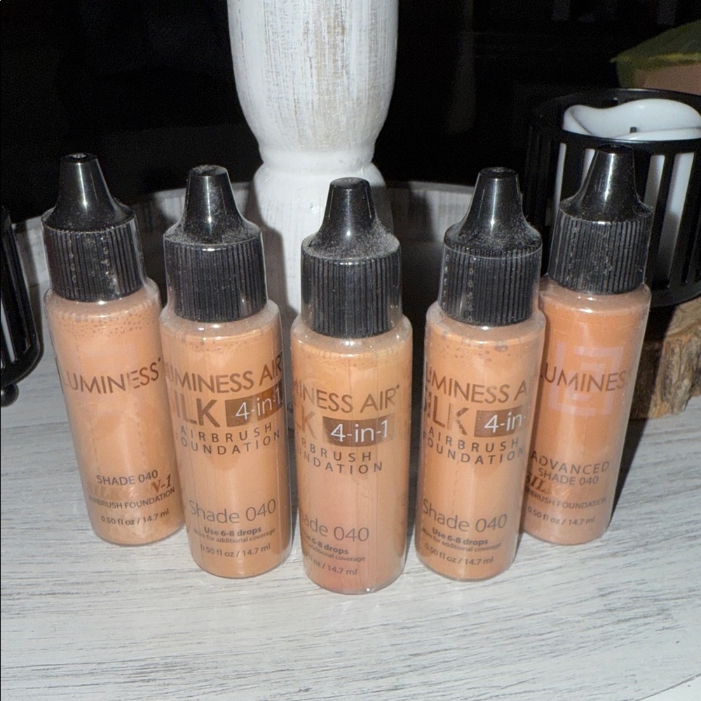 Luminess Air 4-in-1 Foundation- Shade 040 *SEALED*